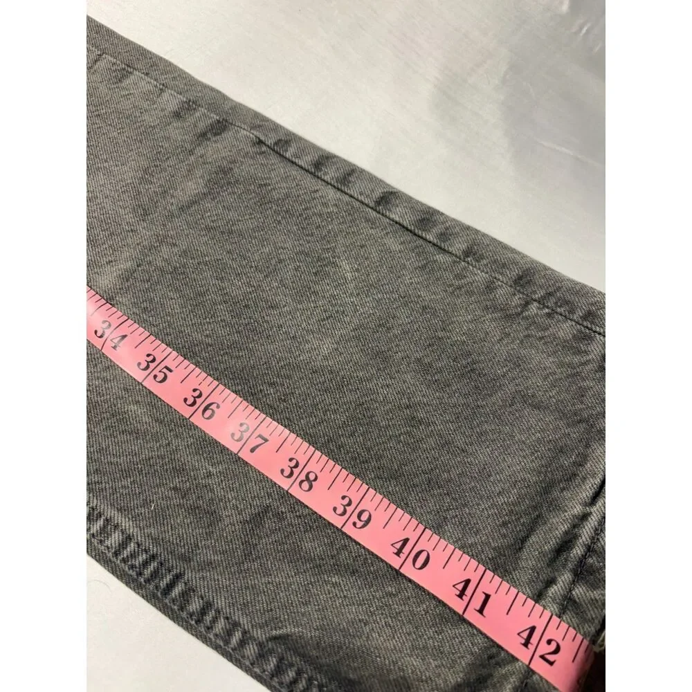 Zara Women's Gray Distressed Straight Leg Jeans Size 6